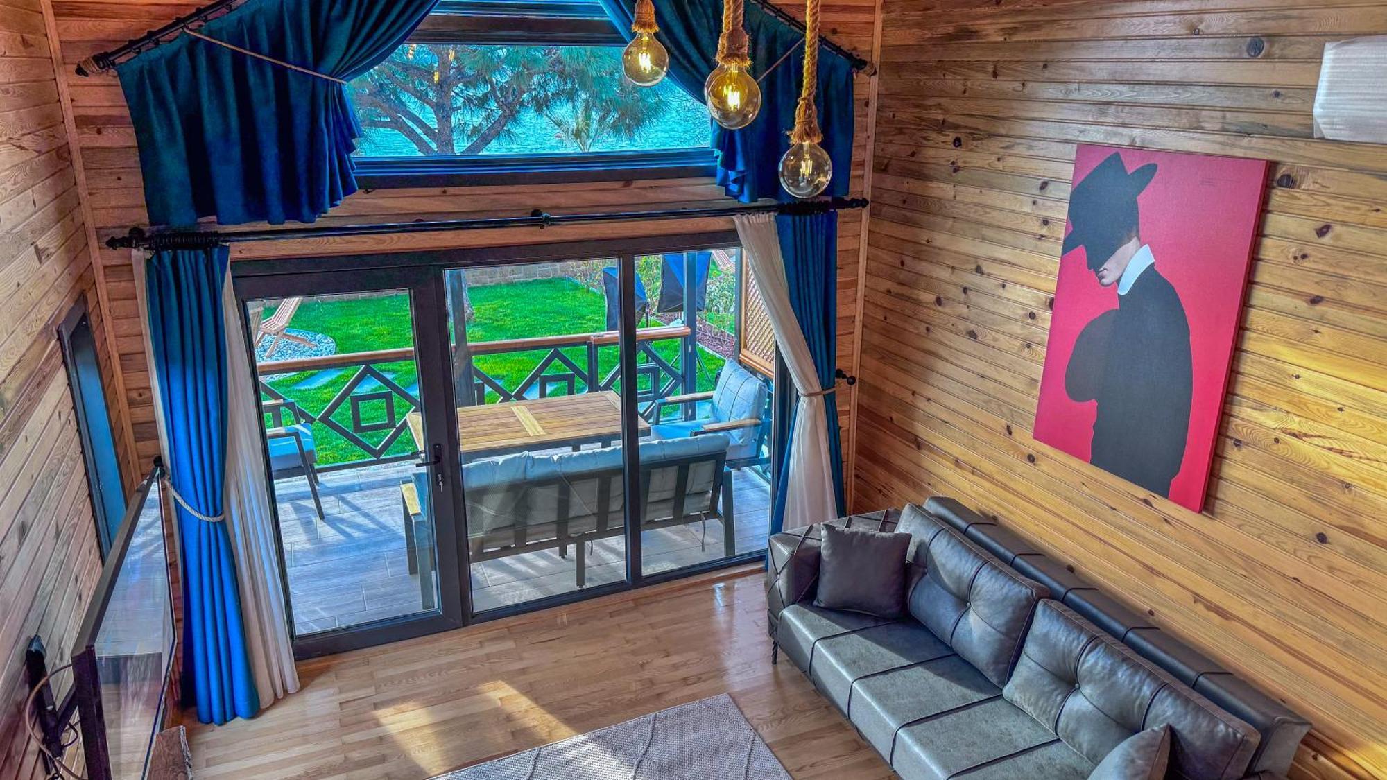 Tringo Bungalov ไอวาลิค ภายนอก รูปภาพ